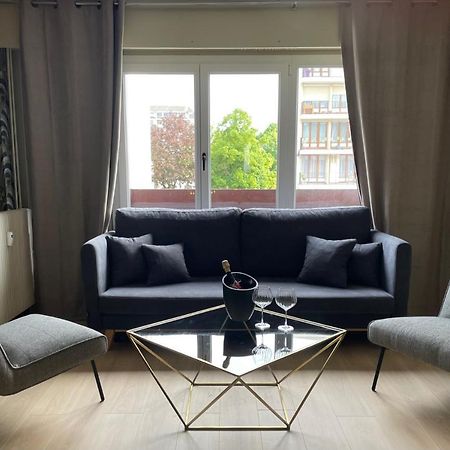 Appartement De Charme Au Pied De La Basilique Saint Remi Реймс Екстер'єр фото